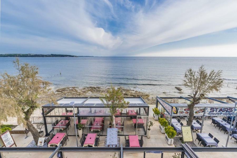 Novigrad Istria Apartment Lion מראה חיצוני תמונה